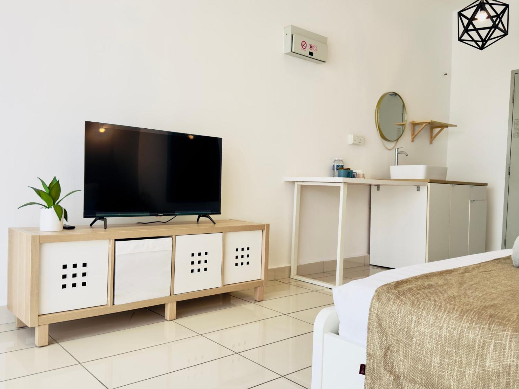Owl Nest Suite' At Aeropod Sovo Kota Kinabalu Room photo